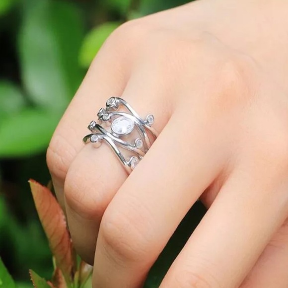 NEW 925 STERLING SILVER DIAMOND RING - Picture 2 of 4